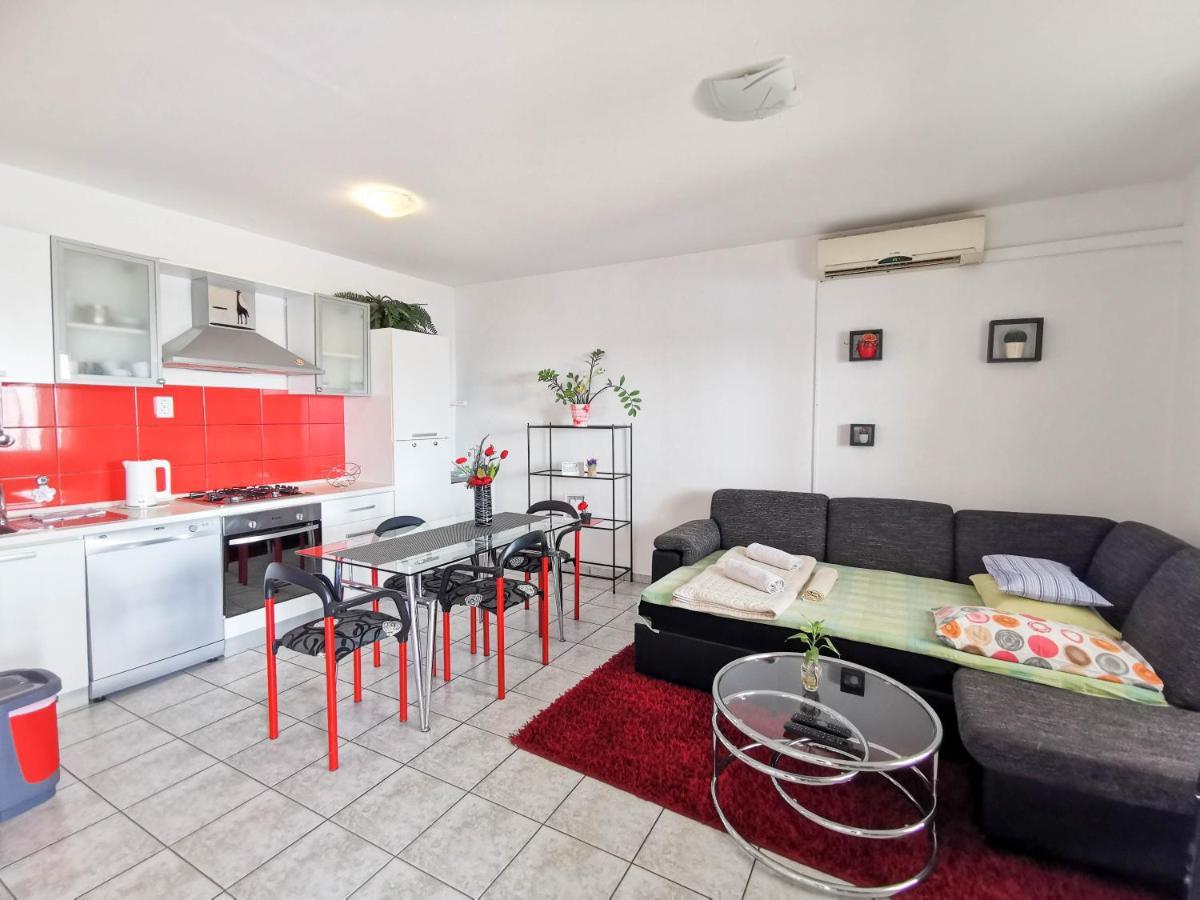 Turina Apartments ماكارسكا المظهر الخارجي الصورة