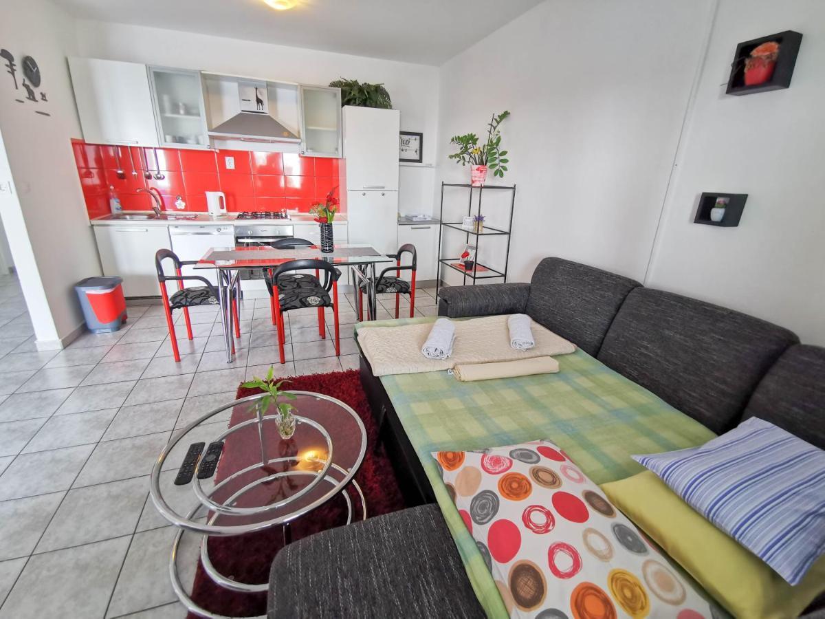 Turina Apartments ماكارسكا المظهر الخارجي الصورة